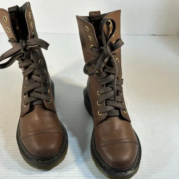Dr. Martens Ladies size 7 Amilita Combat boots - Picture 16 of 16